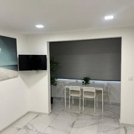 Studio Vue Sur Le Port Mauguio Exterior photo