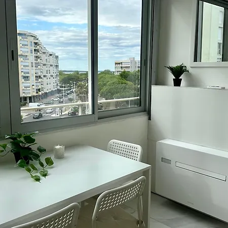 Studio Vue Sur Le Port Mauguio Exterior photo