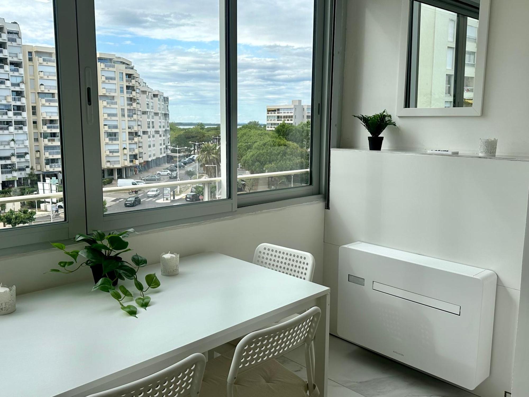 Vue Sur Le Port Apartment *